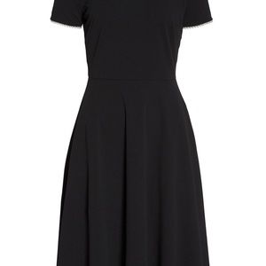 Gal Meets Glam Victoria Dress